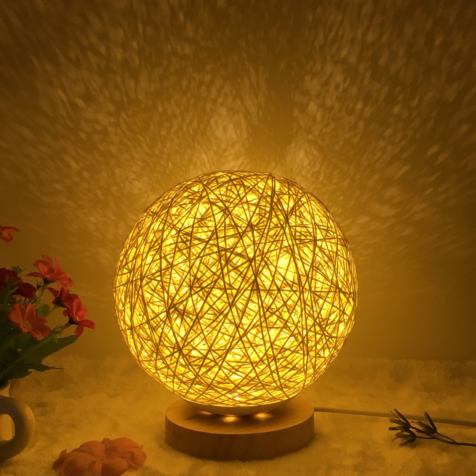 Amazon Hot Selling Creative Linen Table Lamp Novel and Unique LED Intelligent USB7 Color RGB16 Color Remote Control Rattan Ball Lamp - Image 4