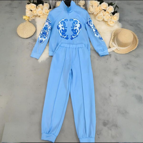 Personality Sports Casual Top And Trousers Suit - Image 2