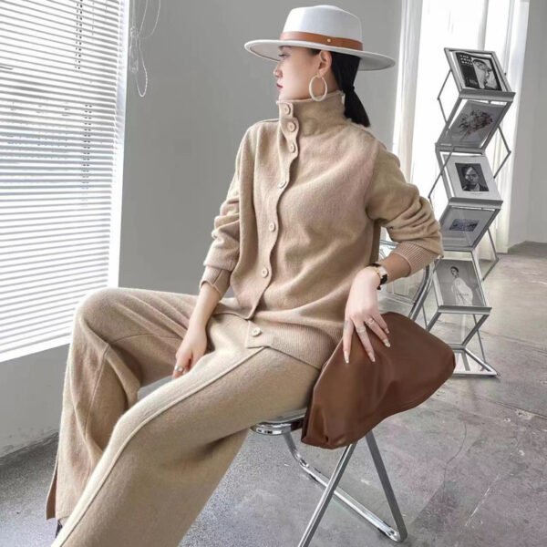 Fashion Casual Knitting Suit Women's Autumn And Winter New - Image 4