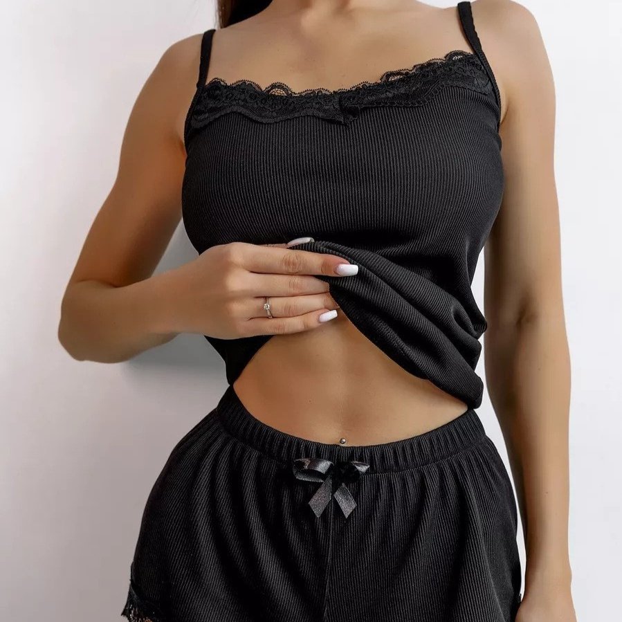 Women's Lace-trimmed Ribbed Camisole And Shorts Pajama Set - Image 5