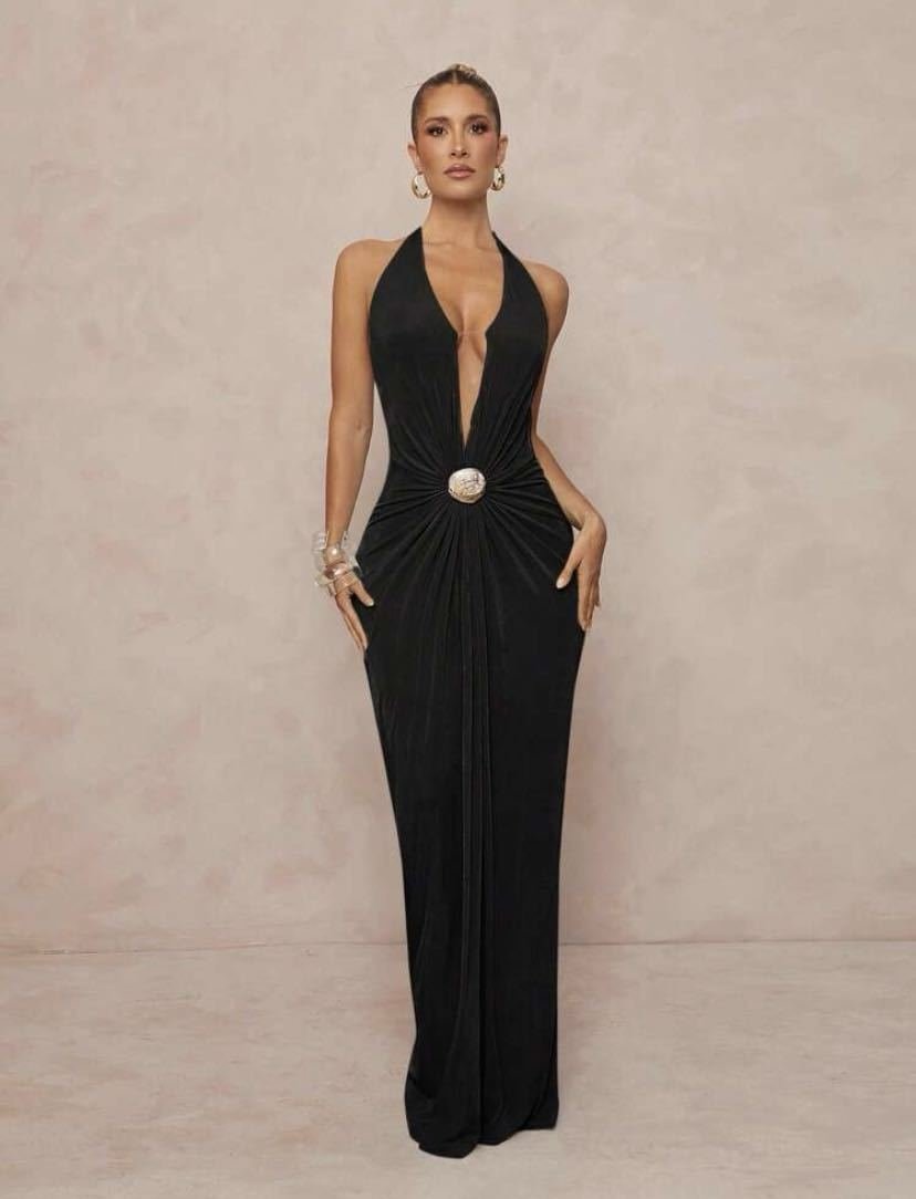 Deep V-neck Halter Dress With Open Back For Beach Vacations - Image 10