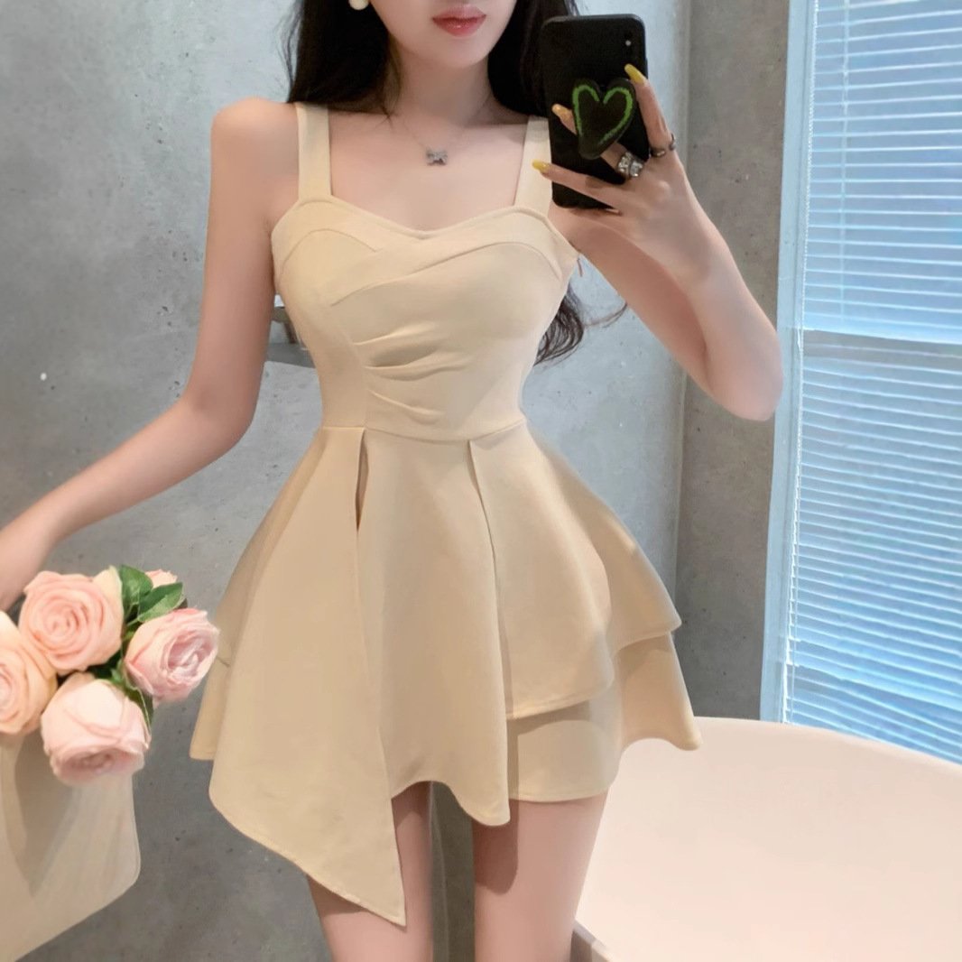 French-style Sweet And Spicy Chic Sexy Backless Strap Dress - Image 3