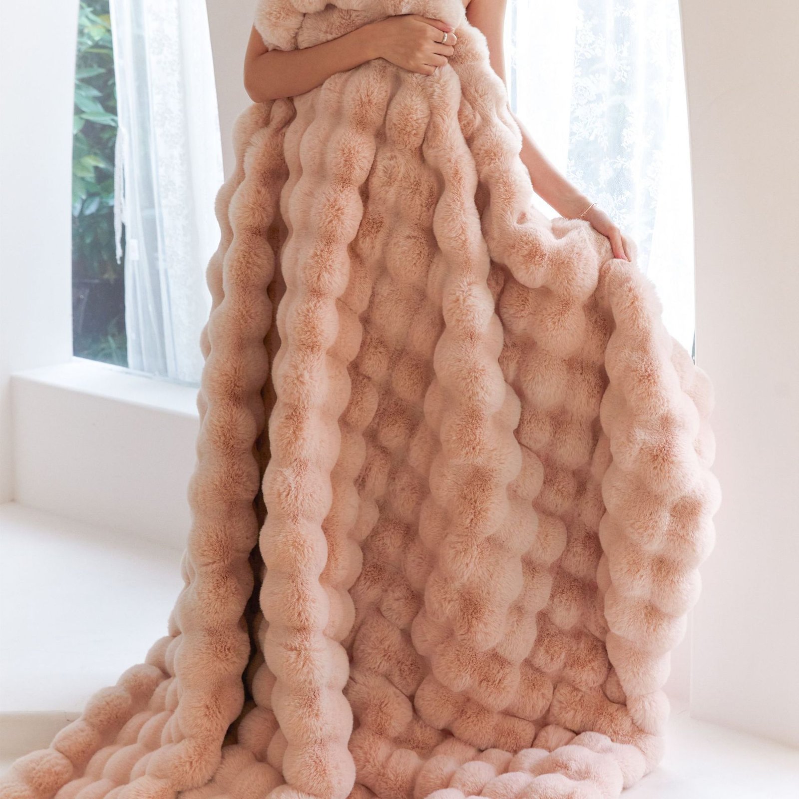 Polyester Carpet Rabbit Bubble Velvet Thickened Nap Blanket Quilt - Image 9
