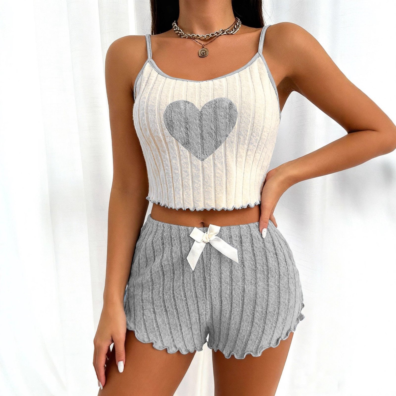 Comfortable And Casual Two-piece Set Featuring Loose-fitting Shorts And A Tank Top - Image 2