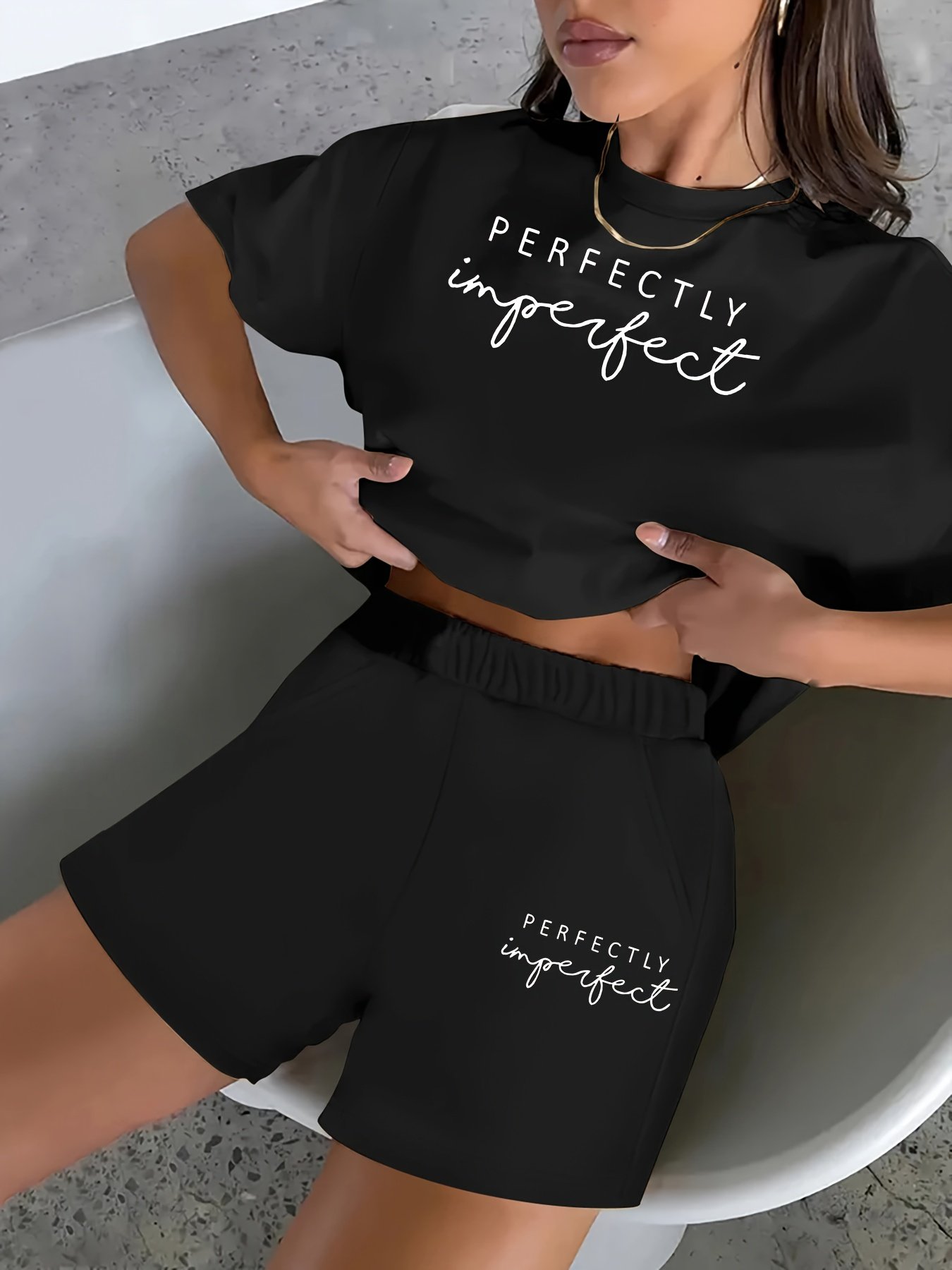 2pcss Summer New Women'S Set, "PERFECTLY Imperfect" Text Pattern, Casual Printed Round Neck Short Sleeve Top And T-Shirt, Elastic Waist Pocket Shorts Women'S 2pcs Set - Image 2