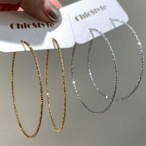 2 Pairs Shiny Textured Large Hoop Earrings - Gold And Silver Thin Large Circle Earrings, Fashion Minimalist Y2K Style Women's Jewelry, Summer Beach Accessories, Suitable For Beach Vacation, Travel And Daily Wear. Can Be Paired With Outfits, Suitable For Dates, Parties And Other Occasions, A Small Gift For Female Friends On Holidays (Such As Anniversaries).