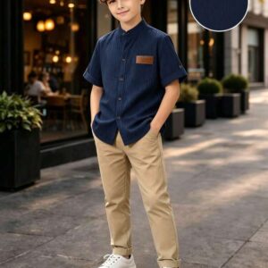 SHEIN Older Kids Boys' Casual Navy Blue Textured Striped Collared Short Sleeve Shirt + Khaki Pants, Suitable For Daily Wear, Outdoor Activities, Commuting, School, Short Trips, Holidays, Travel, Weddings, Prom, Graduation