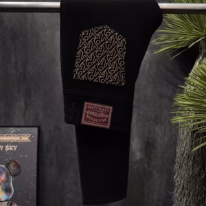 Men'S Straight Slim-Fit Tapered Jeans, Featuring a Sleek And Structured Silhouette That Enhances Leg Lines, Made from Soft And Skin-Friendly Fabric, Suitable for Both Daily Commuting And Casual Wear, Versatile And Timeless