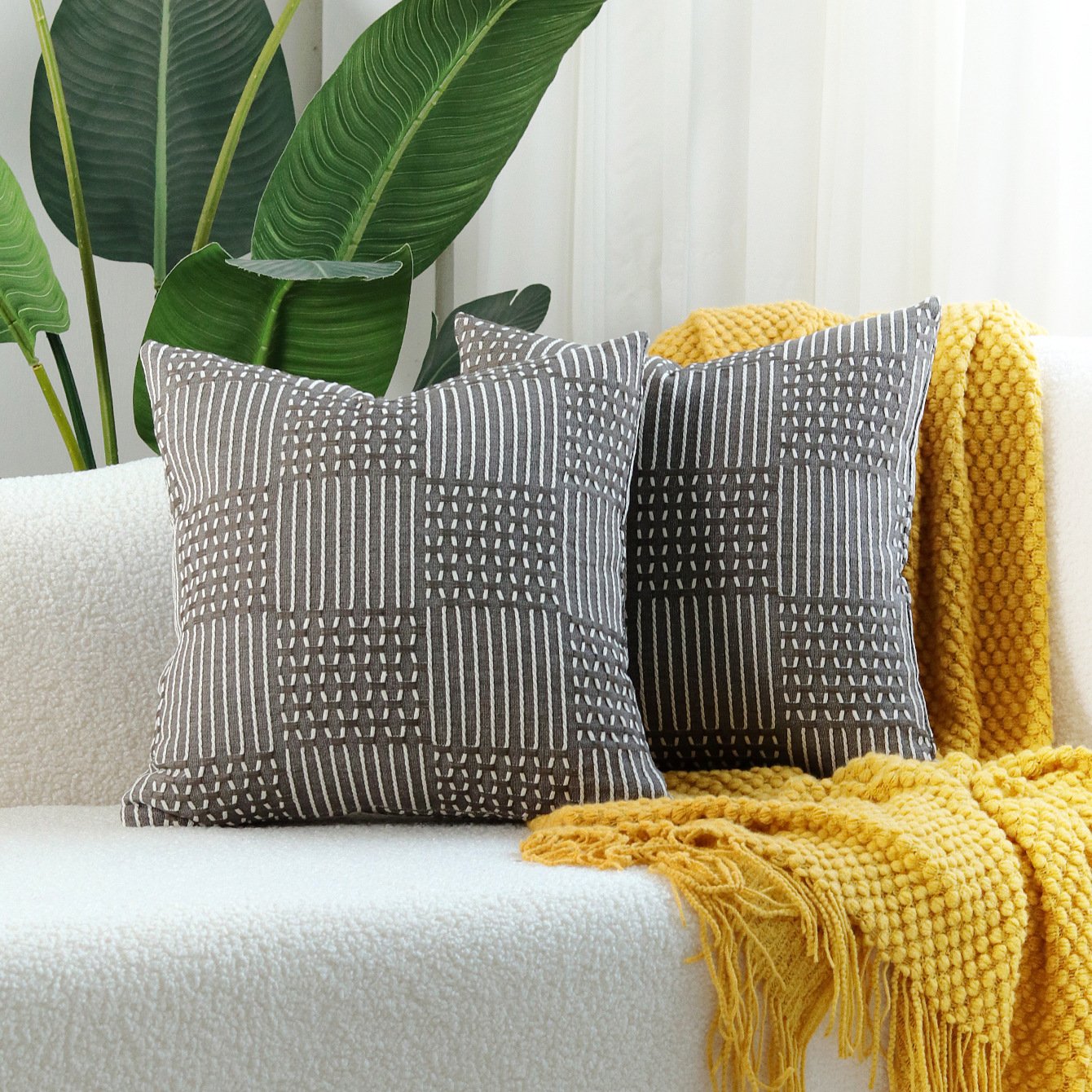 Simple Geometric Cotton Woven Jacquard Pillow Cover - Image 6