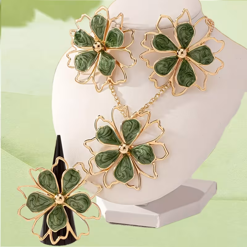 This 5pcs Set of Elegant French Bohemian-Style Hollowed-Out Flower Earrings, Rings, Necklaces And Bracelets Is Suitable for Women'S Daily Wear, Weddings And Banquets. It Is Also a Gift for Women'S Birthdays, Mother'S Day And Valentine'S Day