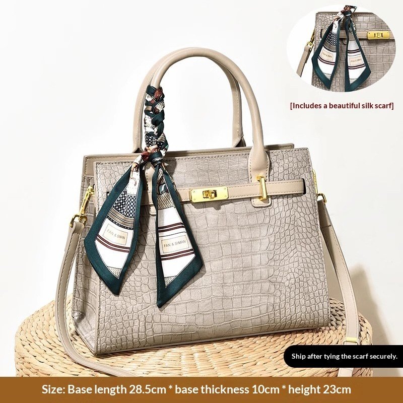 Light-luxury Womens Vintage Handbag - Image 2