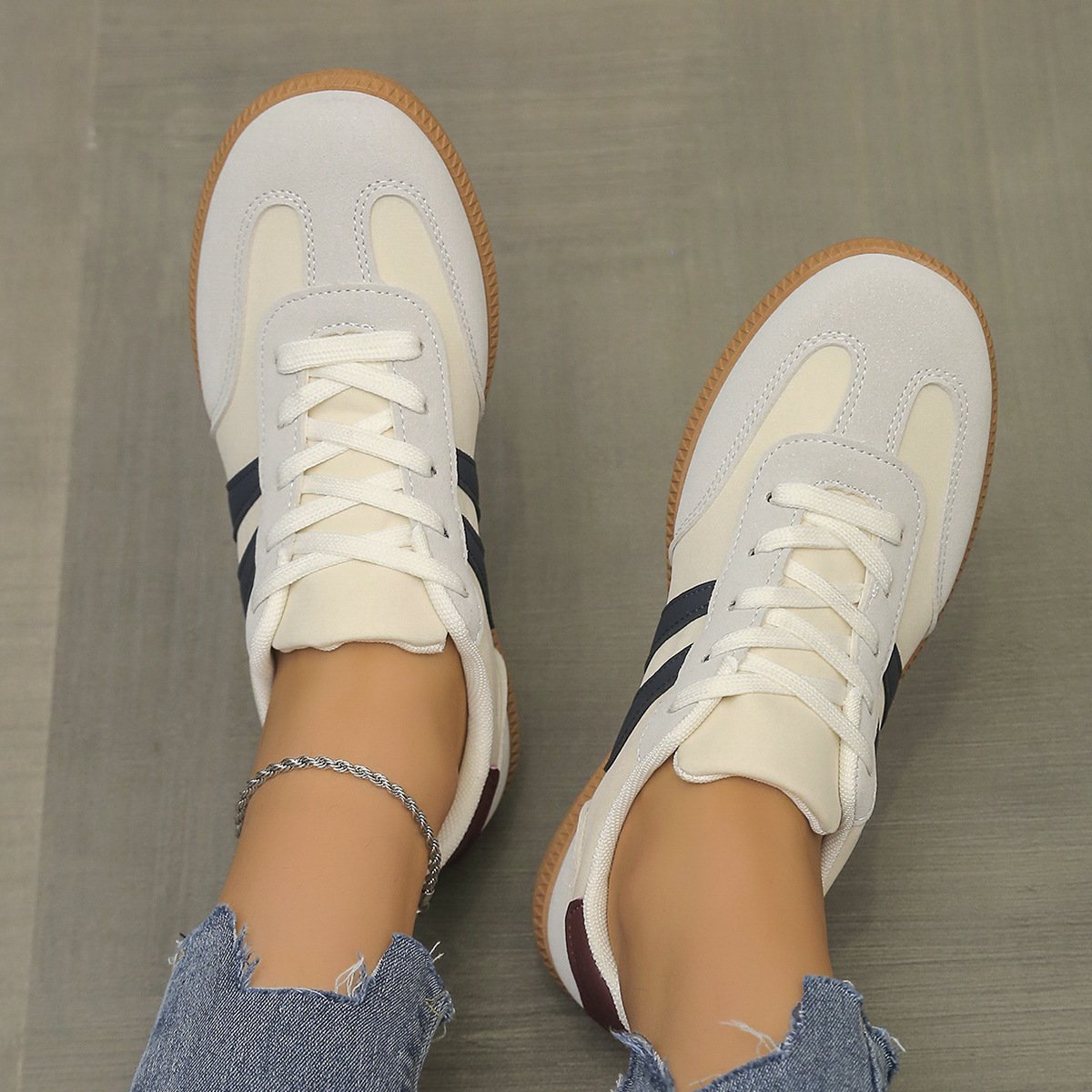 Color-blocked Retro Skate Shoes German-style White Sneakers For Women - Image 7
