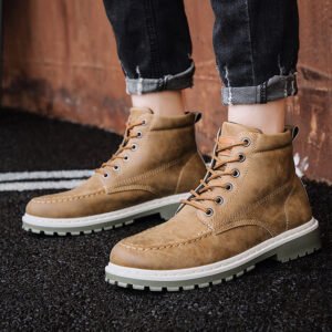 autumn new men's Martin boots trend high-top men's boots locomotive British men's shoes leather tooling boots students