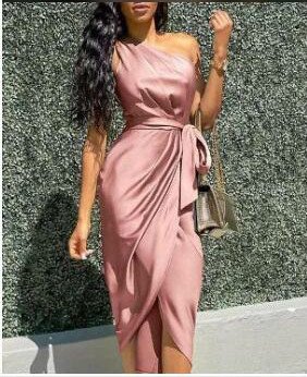 Dresses with slanting shoulders and irregular straps - Image 4