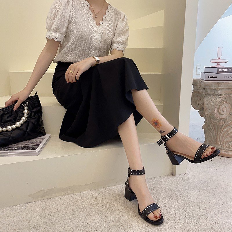 Studded Roman Sandals Women's Word Belt Black Thick Heel High Heels Women - Image 6