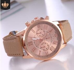 Women watch - Image 4