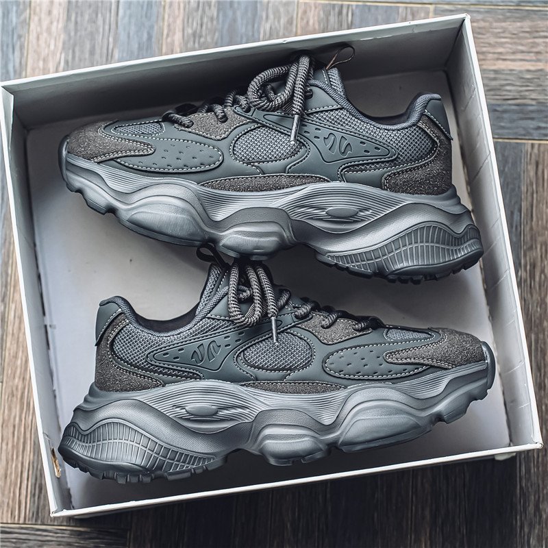 Chunky Soled Dad Sneakers With A Mesh Upper For A Casual Sporty Look - Image 3