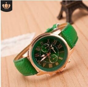 Women watch - Image 10
