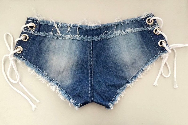Women's denim shorts - Image 4