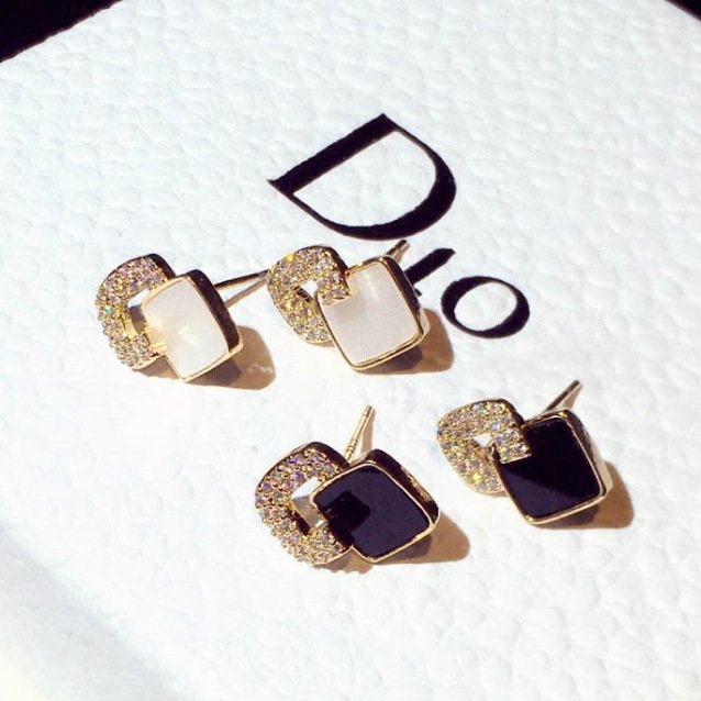 Fashion Design Sense Earrings Women - Image 5