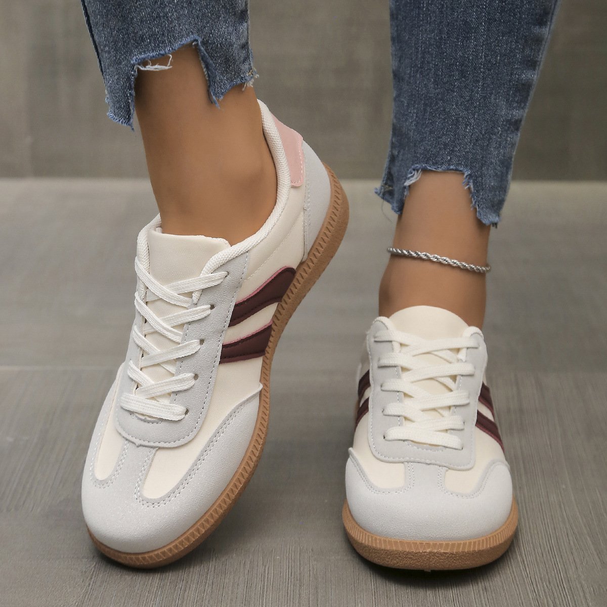 Color-blocked Retro Skate Shoes German-style White Sneakers For Women - Image 4