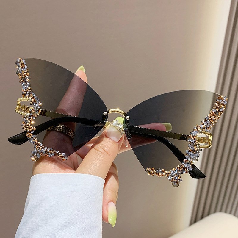 Luxury Diamond Butterfly Sunglasses Women Brand Y2K Vintage Rimless Oversized Sun Glasses Ladies Eyewear Shades - Image 7