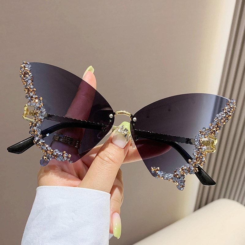 Luxury Diamond Butterfly Sunglasses Women Brand Y2K Vintage Rimless Oversized Sun Glasses Ladies Eyewear Shades - Image 4