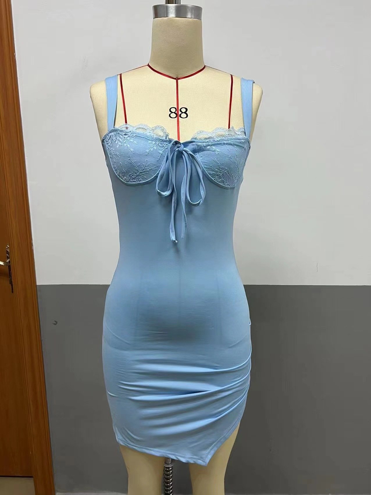 Women's Summer New V-neck Lace Hot Girl Strap Dress - Image 9