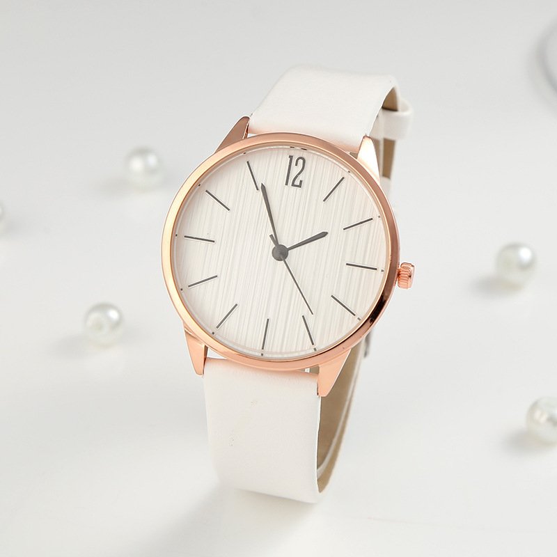 New Fashion Personalized Women's Quartz Watch - Image 4