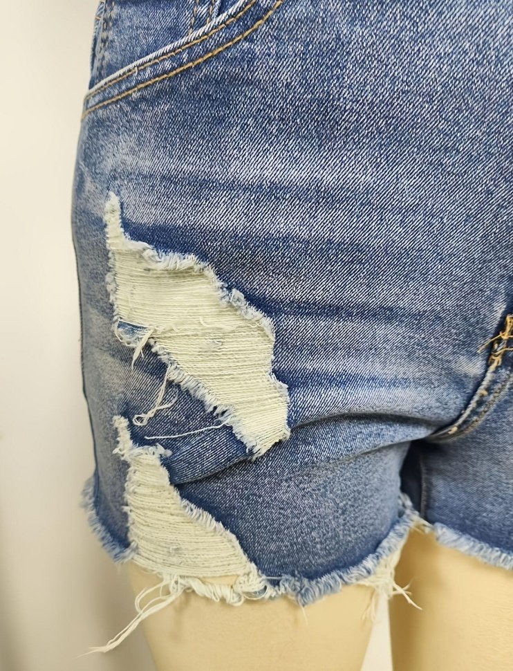 Fashionable Women's Hit Shorts - Image 5