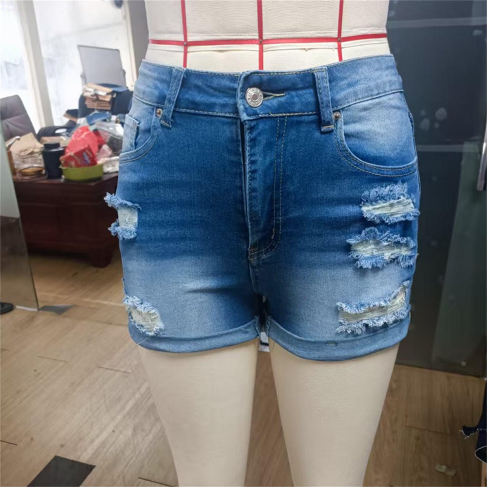 Fashionable Women's Hit Shorts - Image 4