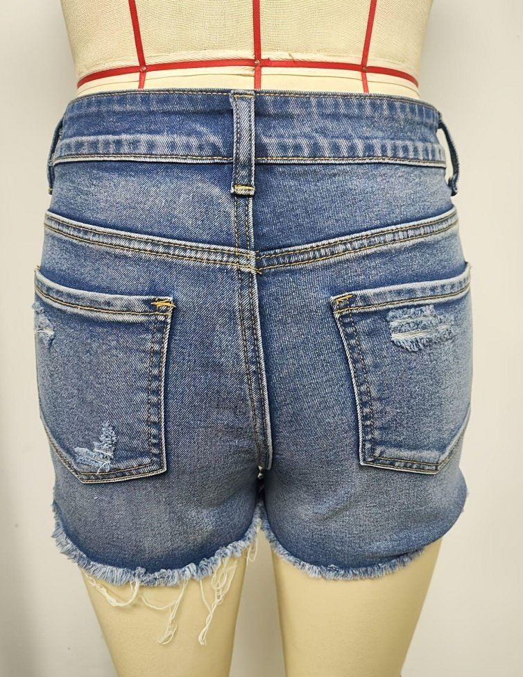 Fashionable Women's Hit Shorts - Image 4