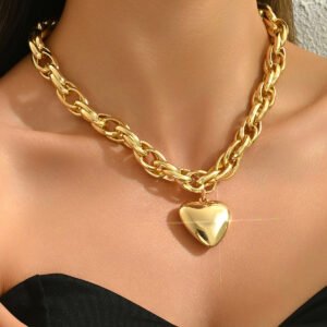 2026 New Arrival Cross-border European American Women Jewelry, Geometric Heart Shape Pendant Necklace, Versatile High-end Clavicle Chain For Ladies